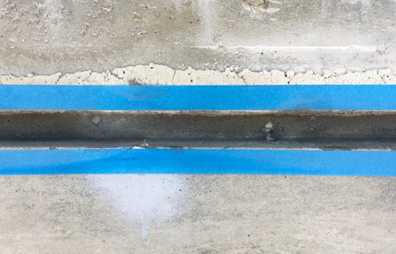 窓シール打ち換え